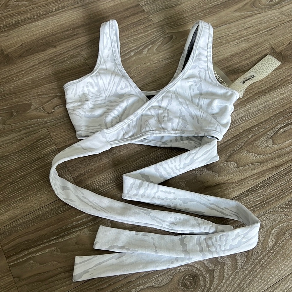 Devon Windsor new sports bra